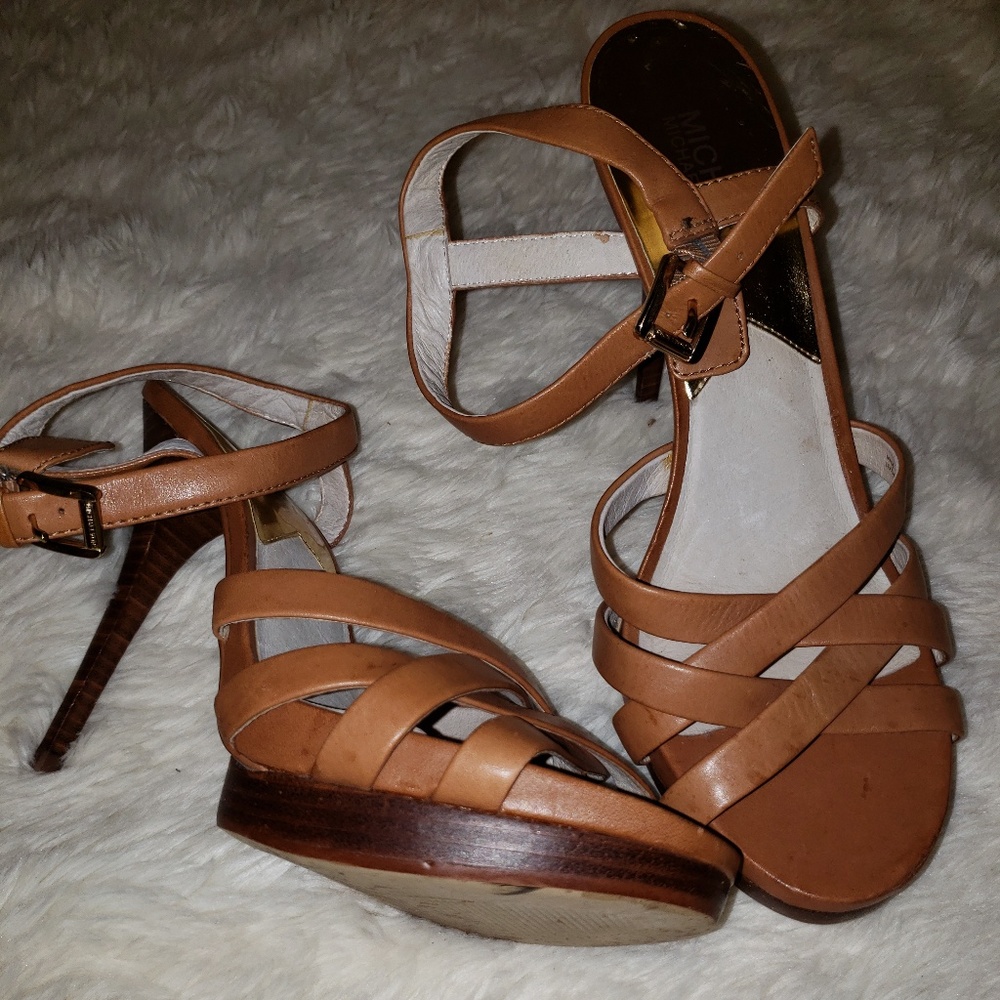 Michael Kors SIZE 9.5 heels